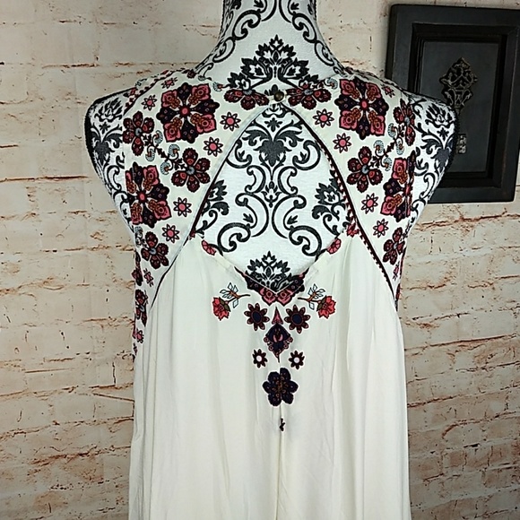 👗 Beautiful Xhilaration dress 👗 - Picture 6 of 7